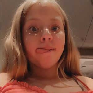 Meet your Posher, Lexi